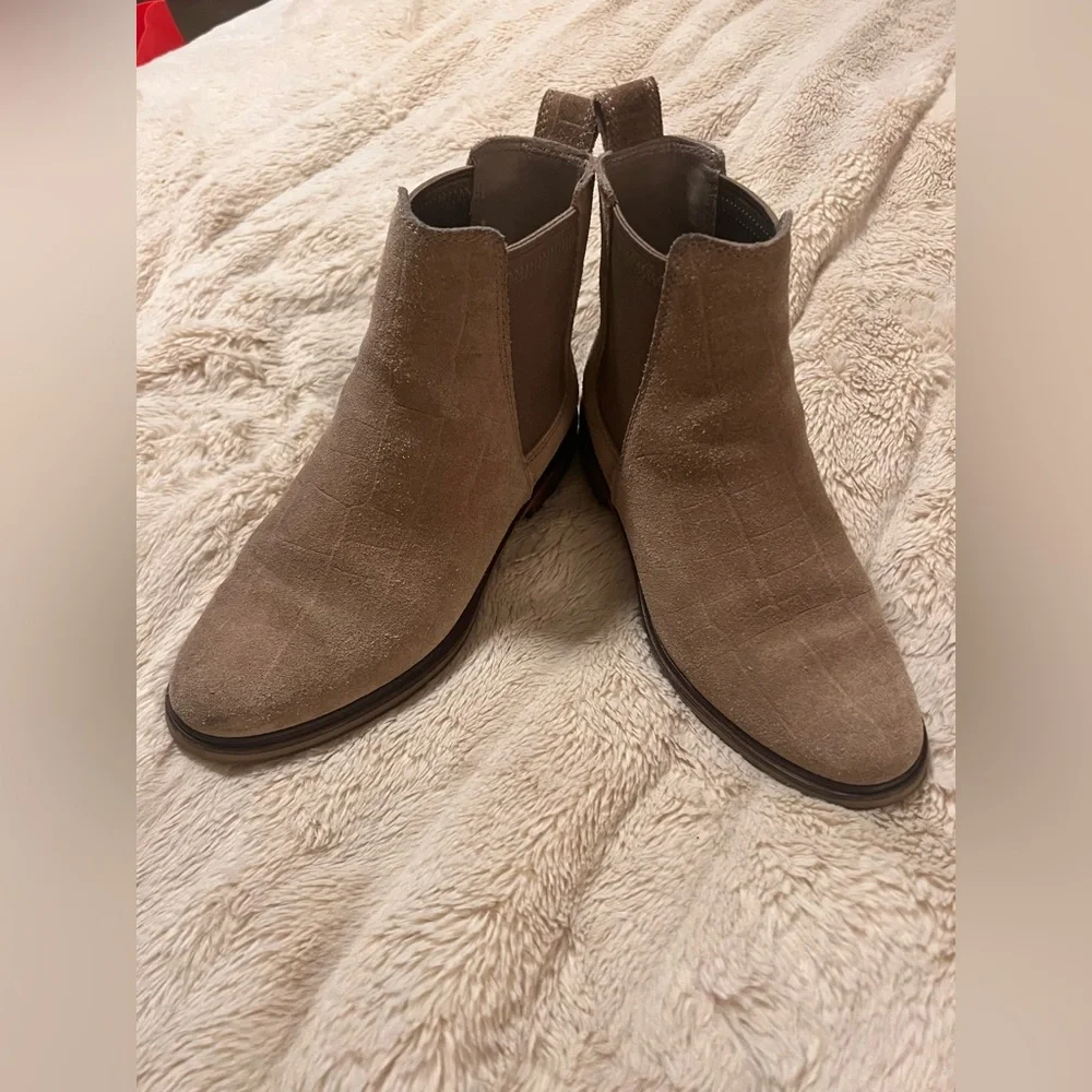 Clarks classic comfortable